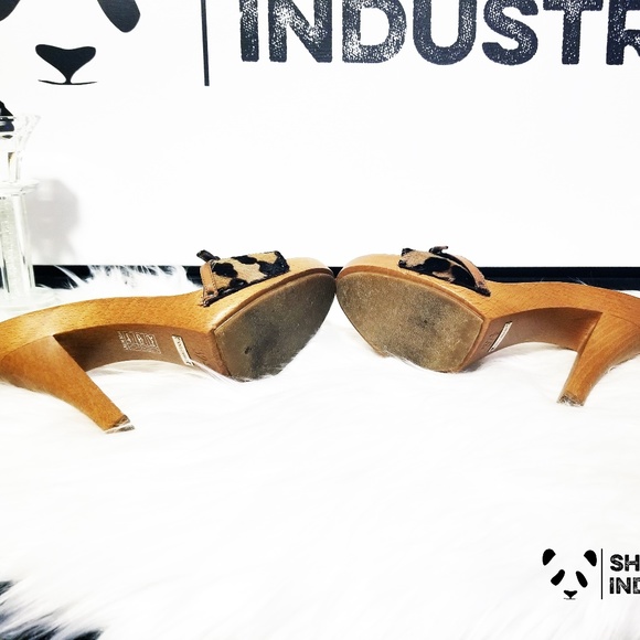 SOLD Dolce & Gabbana Leopard Heels Lavish Size 7 - Picture 5 of 8